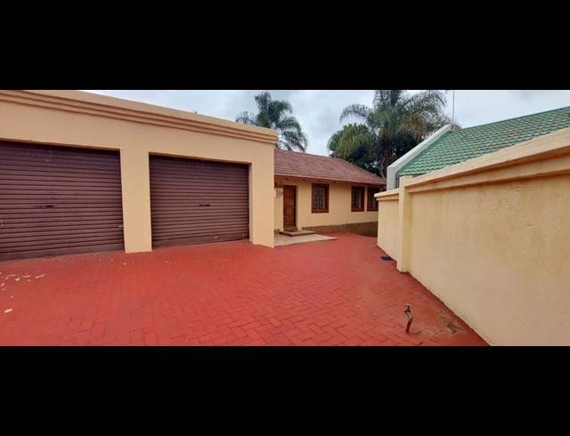 3 BEDROOM HOUSE FOR SALE IN ELANDSPOORT